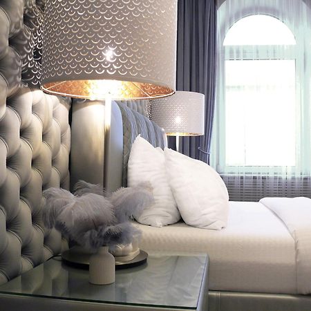 Apartment Luxury Centre Located كييف المظهر الخارجي الصورة
