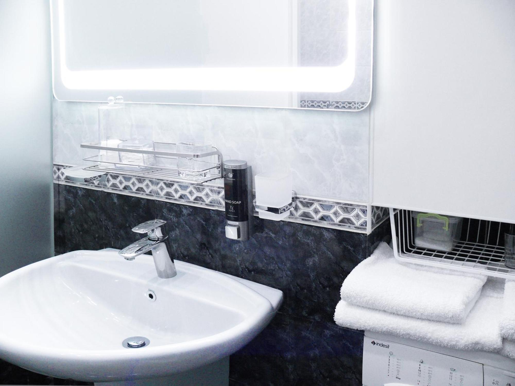 Apartment Luxury Centre Located كييف المظهر الخارجي الصورة